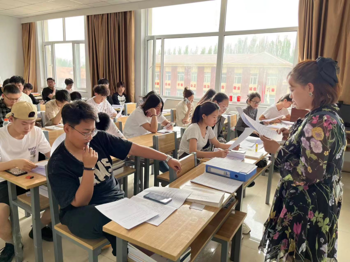 媒體技術(shù)系專題組織校企合作簽約儀式